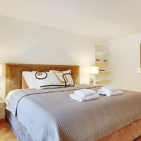 Elegant Apartment - 2Bd-6P - Avenue Montaigne Parijs Buitenkant foto