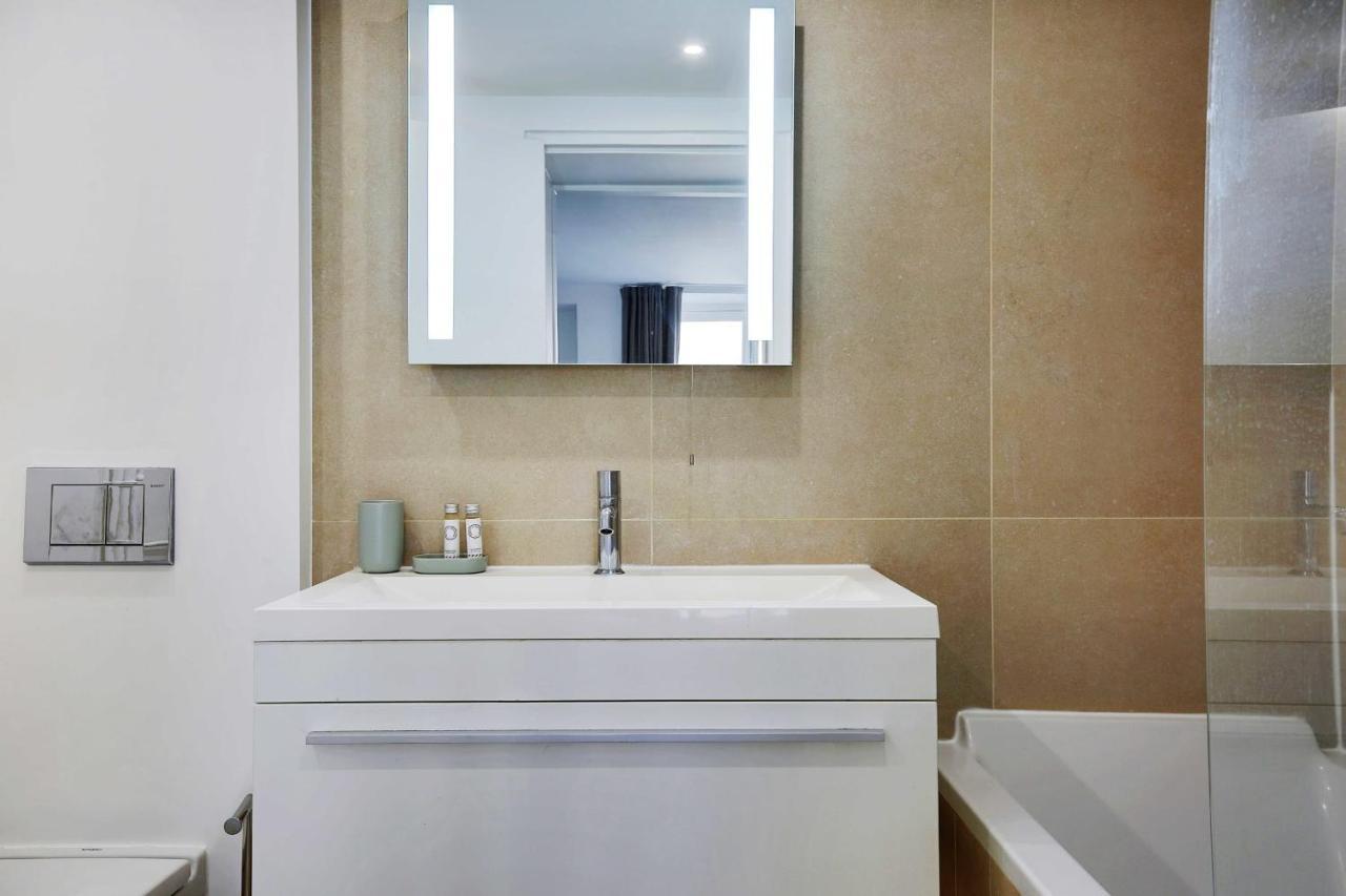 Elegant Apartment - 2Bd-6P - Avenue Montaigne Parijs Buitenkant foto