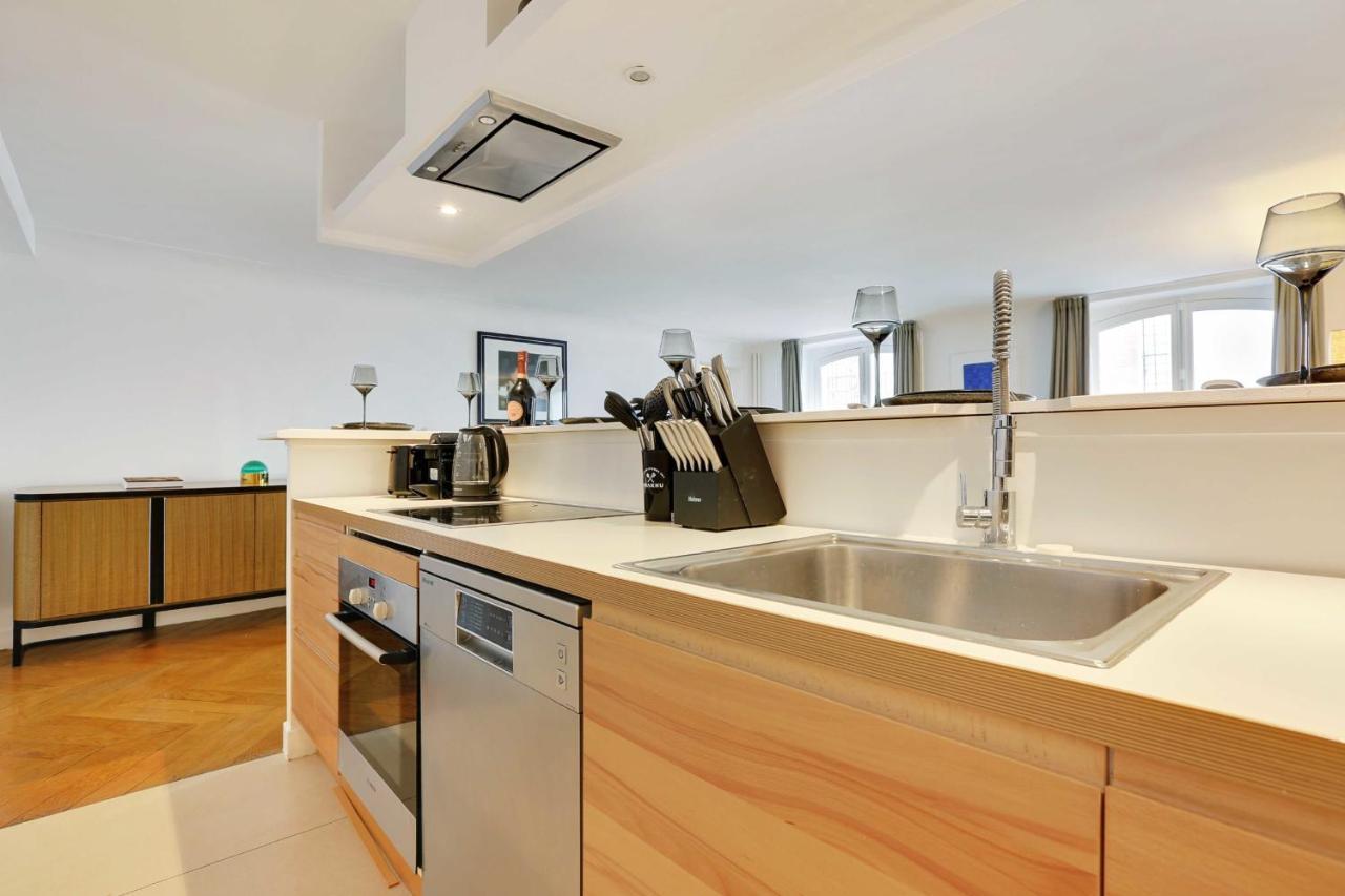 Elegant Apartment - 2Bd-6P - Avenue Montaigne Parijs Buitenkant foto