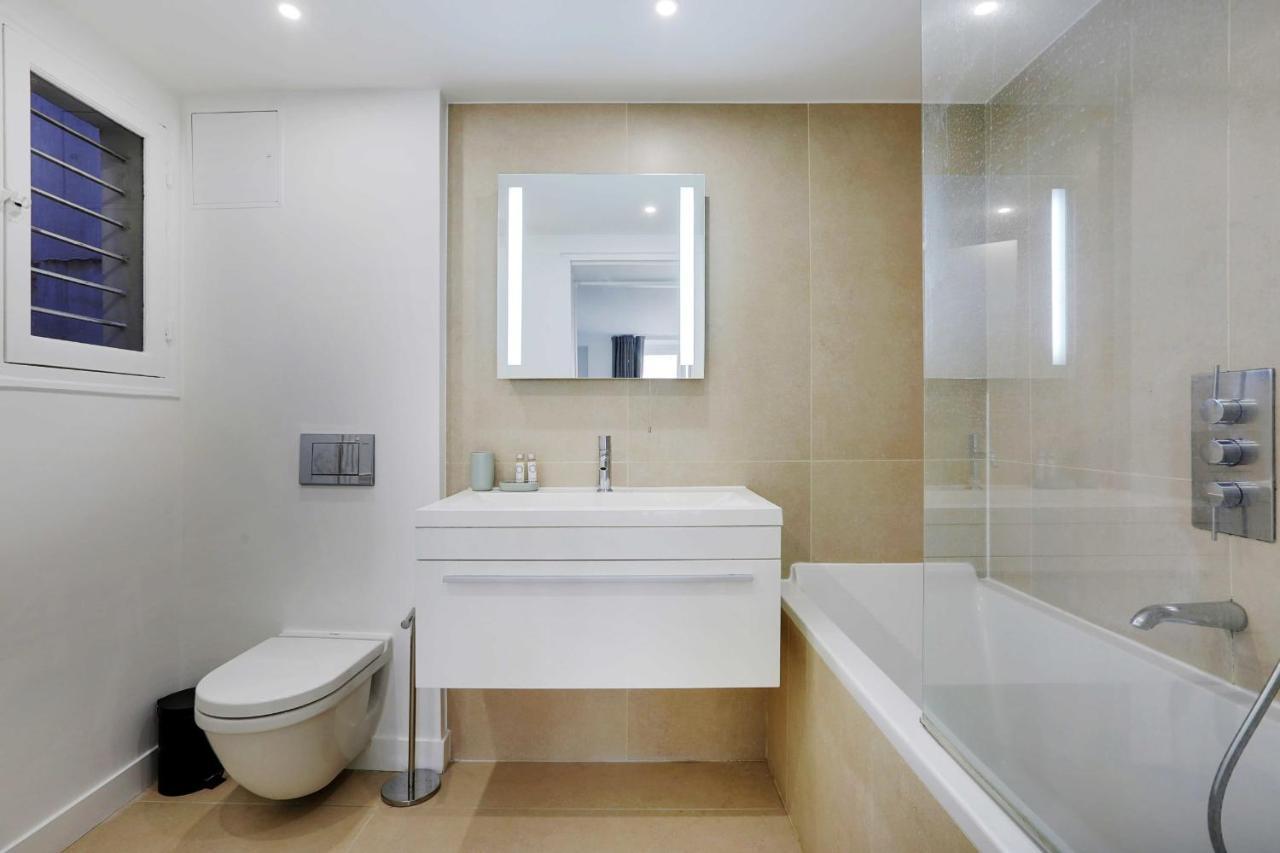 Elegant Apartment - 2Bd-6P - Avenue Montaigne Parijs Buitenkant foto