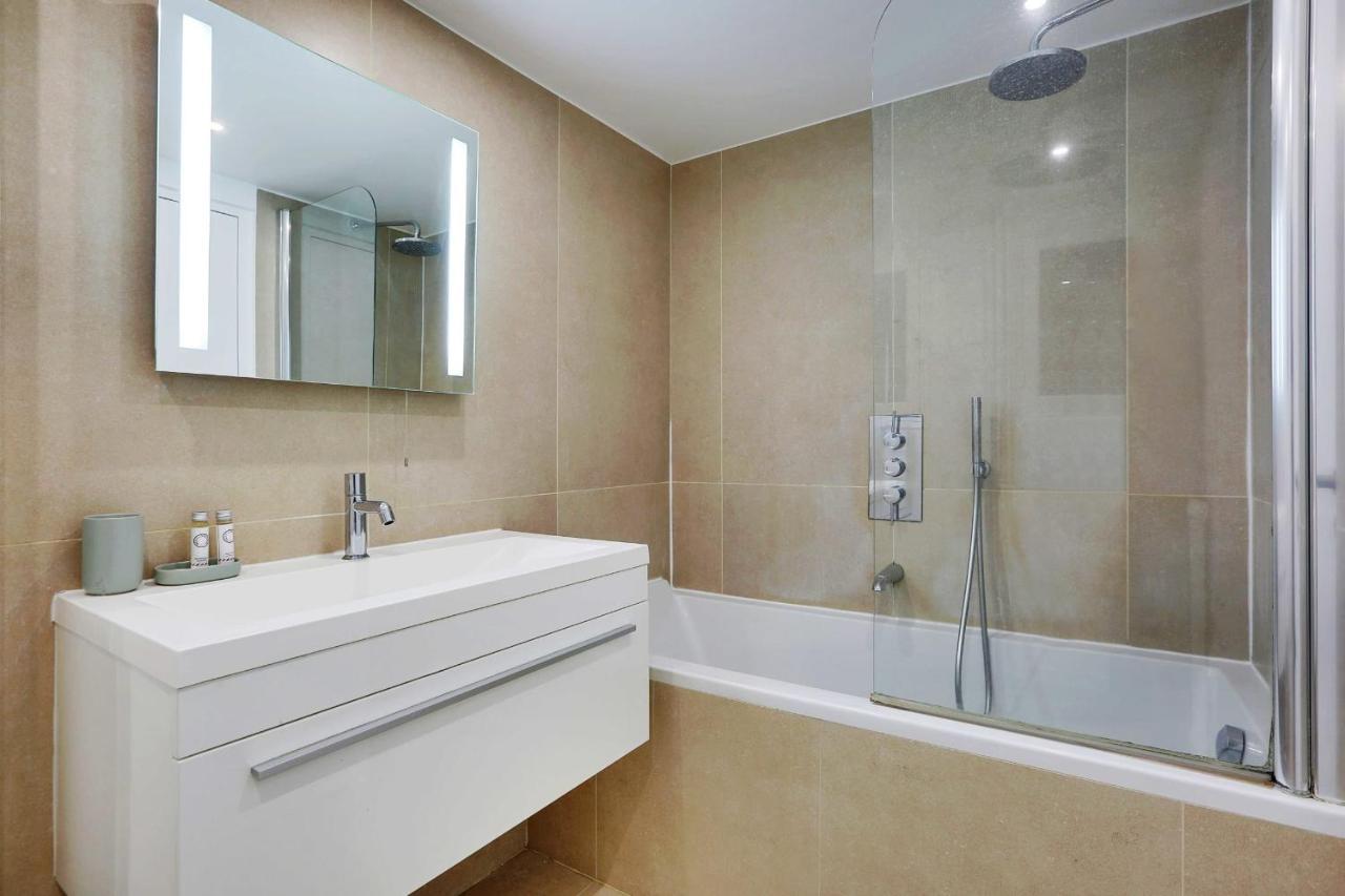 Elegant Apartment - 2Bd-6P - Avenue Montaigne Parijs Buitenkant foto