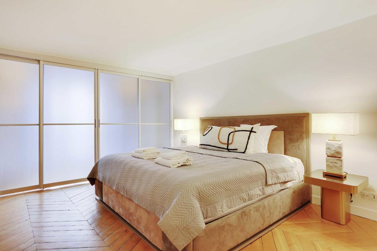 Elegant Apartment - 2Bd-6P - Avenue Montaigne Parijs Buitenkant foto